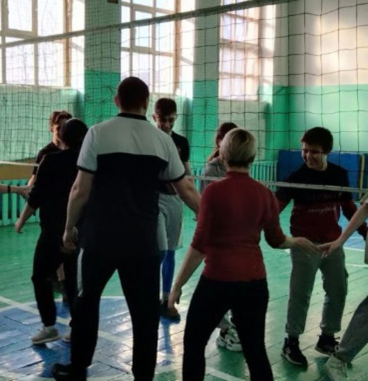 Товарищеский матч по волейболу